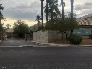 Photo #1: 2419623 Listing 