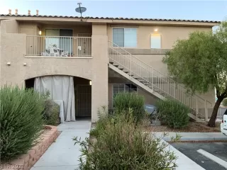 Photo #6: 2419623 Listing 