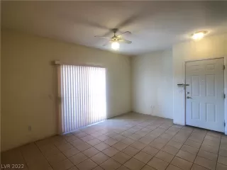 Photo #5: 2419643 Listing