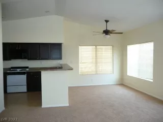 Photo #1: 2419679 Listing 