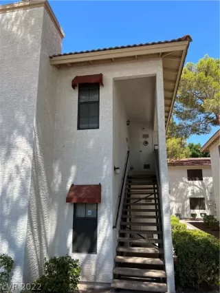 Photo #2: 2419699 Listing 