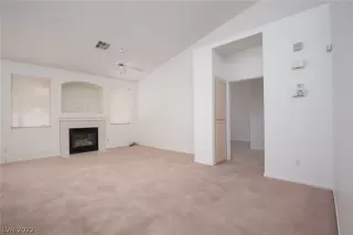 Photo #3: 2419707 Listing 