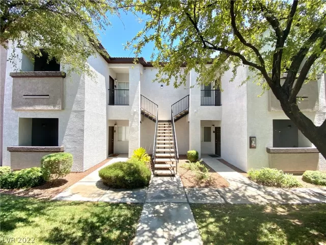 MLS: 2419708 Condo For Sale