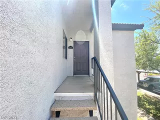 Photo #2: 2419708 Listing 