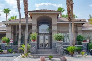 Photo #4: 2419795 Listing 