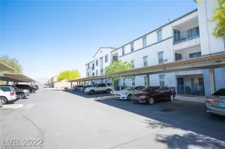 Photo #6: 2419800 Listing