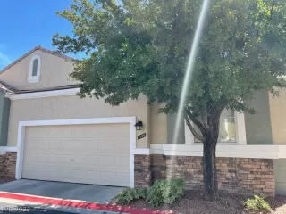 Photo #2: 2419811 Listing 