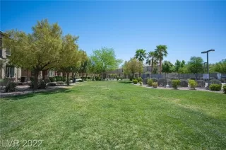 Photo #4: 2419822 Listing