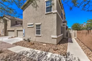 Photo #1: 2419835 Listing