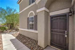 Photo #2: 2419835 Listing