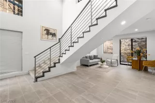 Photo #6: 2419841 Listing 