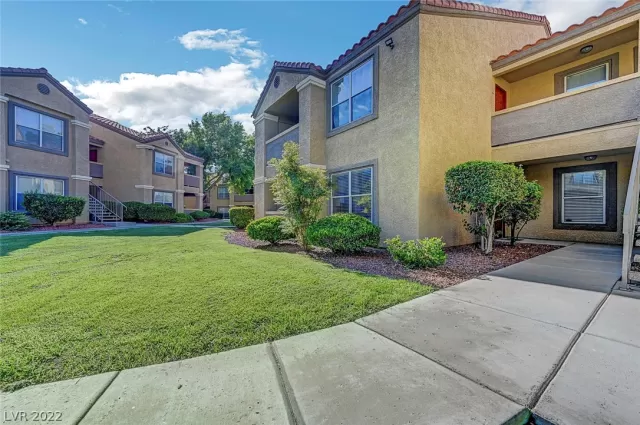 MLS: 2419843 Condo For Sale