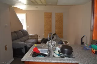 Photo #4: 2419929 Listing 