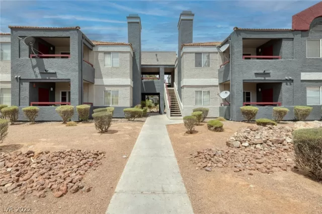 MLS: 2419944 Condo For Sale