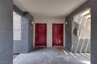 Photo #2: 2419944 Listing 