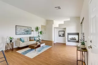 Photo #3: 2419986 Listing 