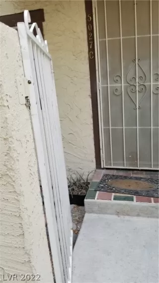 Photo #2: 2419994 Listing