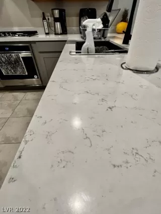 Photo #6: 2419995 Listing 