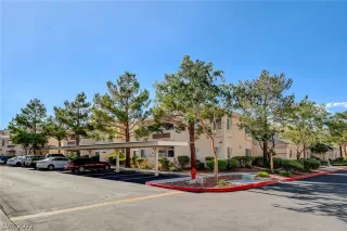 Photo #3: 2420001 Listing