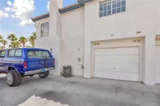 Photo #6: 2420005 Listing 