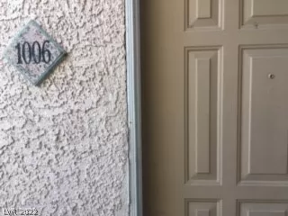 Photo #1: 2420031 Listing