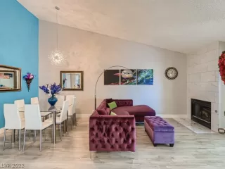 Photo #4: 2420093 Listing