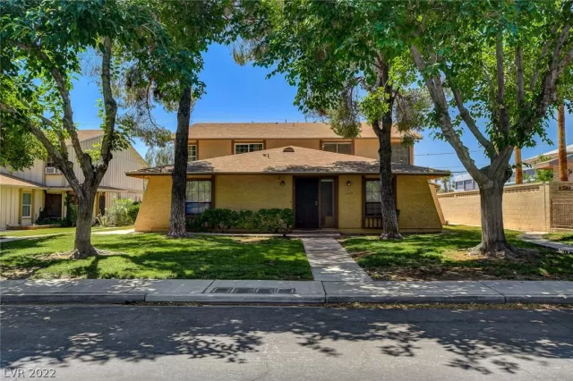 MLS: 2420103 Condo For Sale