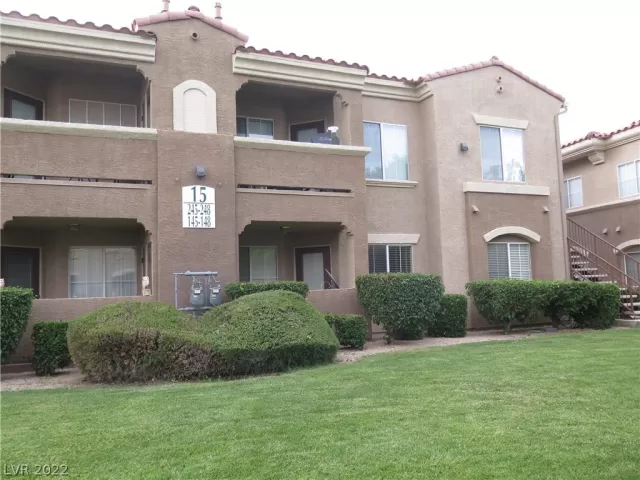 MLS: 2420134 Condo For Sale