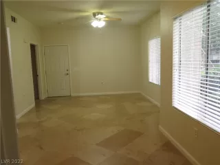 Photo #4: 2420134 Listing 