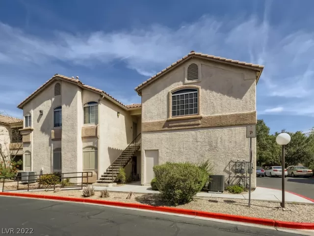 MLS: 2420192 Condo For Sale