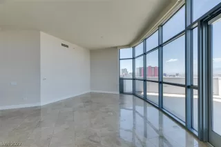 Photo #4: 2420211 Listing 