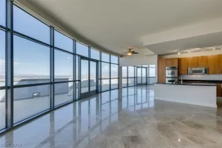 Photo #6: 2420211 Listing 