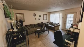 Photo #3: 2420289 Listing 