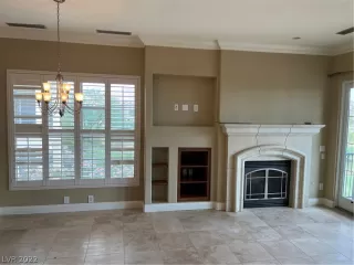 Photo #4: 2420320 Listing 