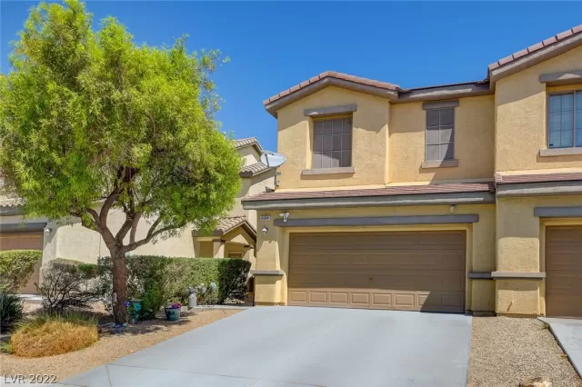 MLS: 2420360 Condo For Sale