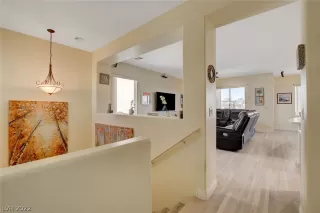 Photo #3: 2420360 Listing 