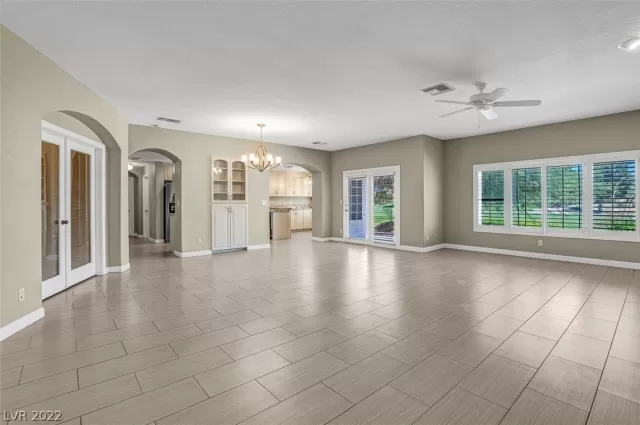 MLS: 2420367 Condo For Sale