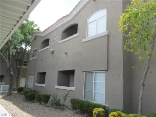 Photo #1: 2420372 Listing 