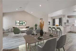 Photo #6: 2420500 Listing