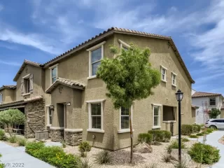 Photo #1: 2420517 Listing 