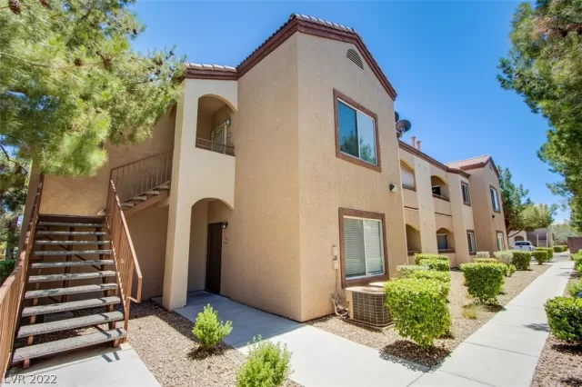 MLS: 2420589 Condo For Sale