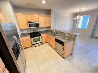 Photo #3: 2420610 Listing 