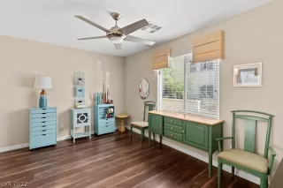 Photo #6: 2420621 Listing