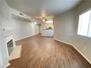 Photo #1: 2420705 Listing