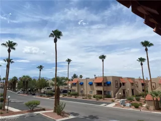 Photo #2: 2420747 Listing