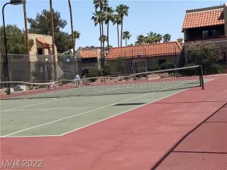 Photo #5: 2420747 Listing