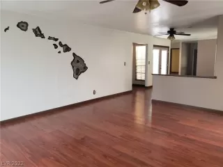 Photo #6: 2420806 Listing 