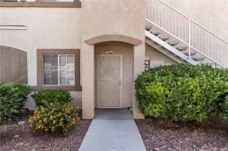 Photo #4: 2420887 Listing