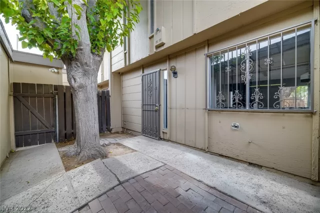 MLS: 2420939 Condo For Sale