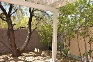 Photo #1: 2420987 Listing 